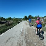Cycling guided tours self vs couple tour